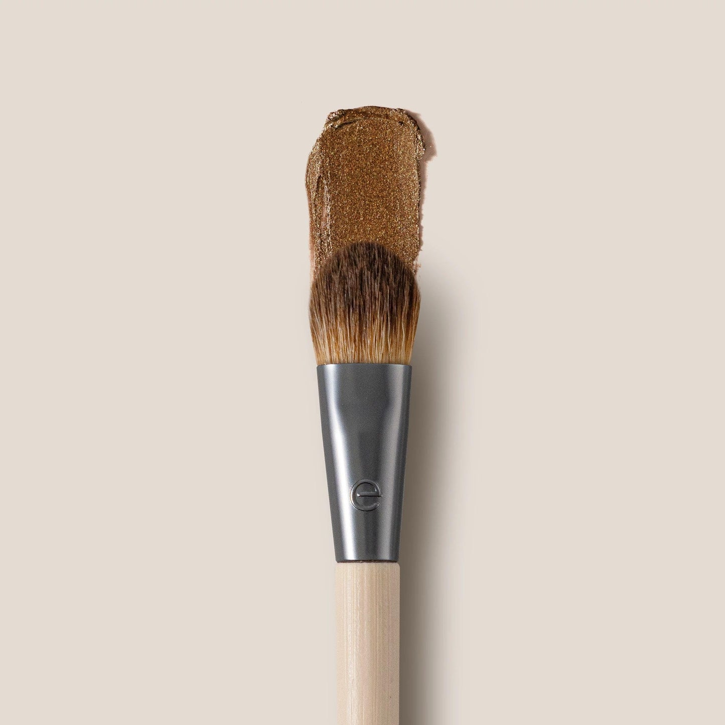 EcoTools All Over Eye Brush, Fluffy Eyeshadow Brush for Blending Lid & Crease Color, Soft Synthetic Bristles for Everyday Makeup, Vegan & Cruelty-Free, 1 Count