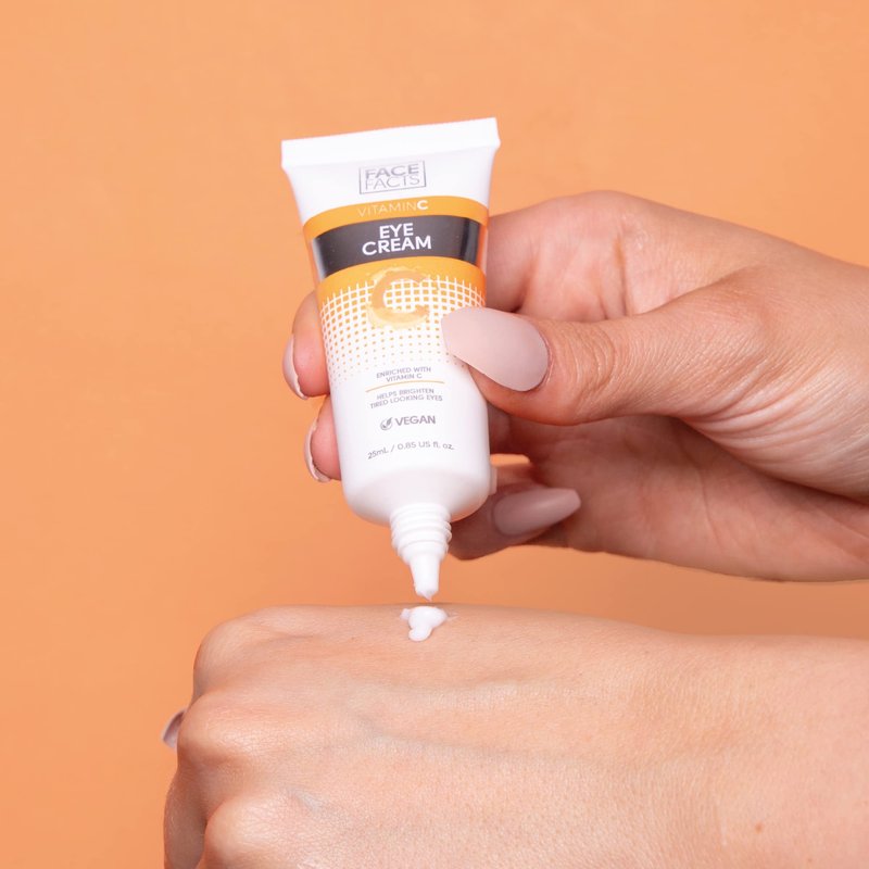 Paeceioni Face Facts Vitamin C Eye Cream | Antioxidant-rich Vitamin C + Glycerin | Hydrate + Brighten Eyes |Vegan | 25ml
