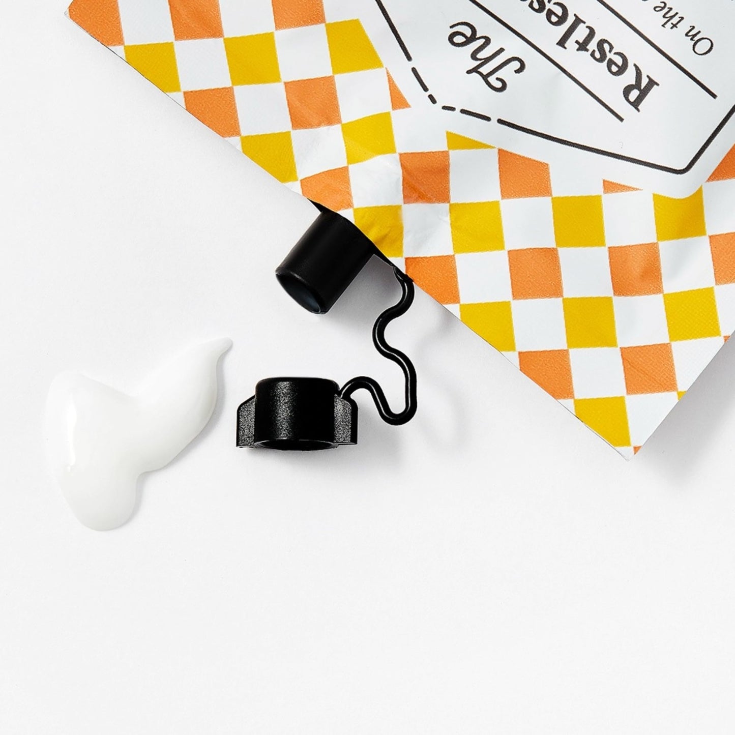 The Restless Circle On-the-go Invisible hair mask, for all hair types