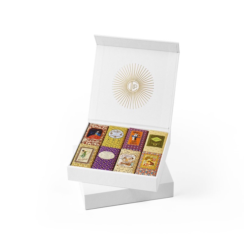 Claus Porto - Classico Fantasia 8 Mini Soaps Gift Box | Rich, Smooth, Creamy Hand + Body Soap | Handcrafted, Individually Wrapped, Aromatic, Luxurious, Long Lasting (50g Each)