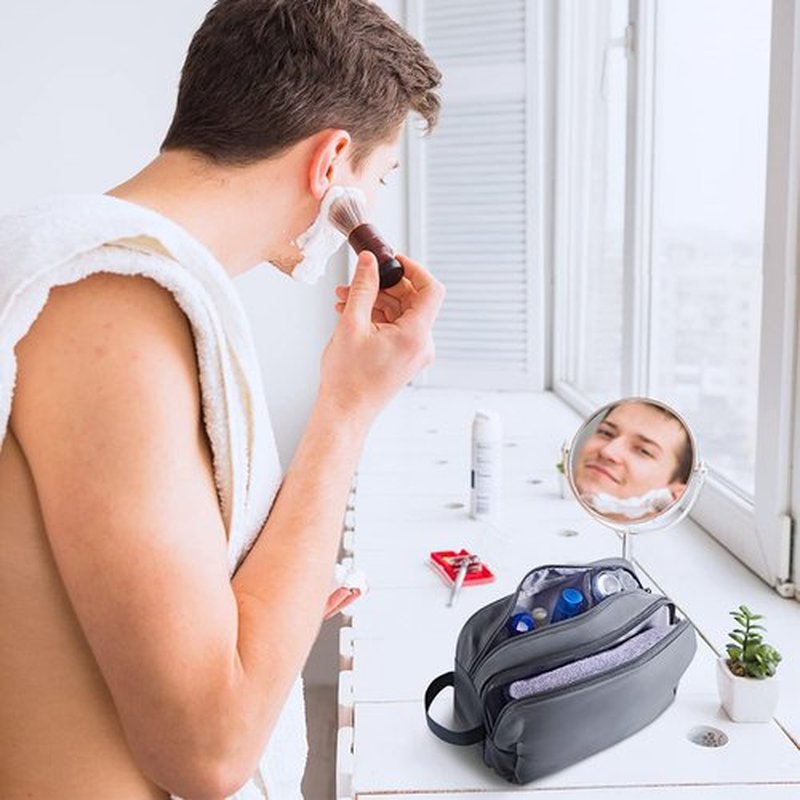 BAGSMART Toiletry Bag for Men, Travel Toiletry Organizer Dopp Kit Water-resistant Shaving Bag for Toiletries Accessories, Door Room Essentials,Grey-basic