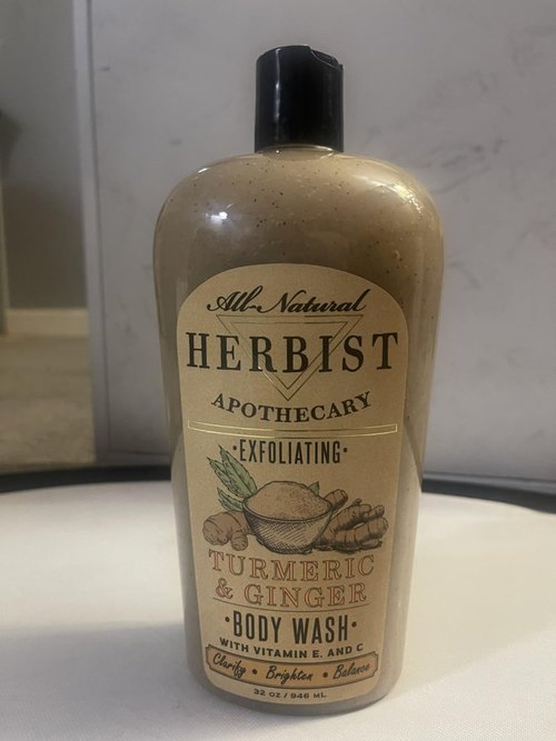 HERBIST All Natural Apothecary Exfoliating Body Wash (Tumeric & Ginger with Vitamin E & C)