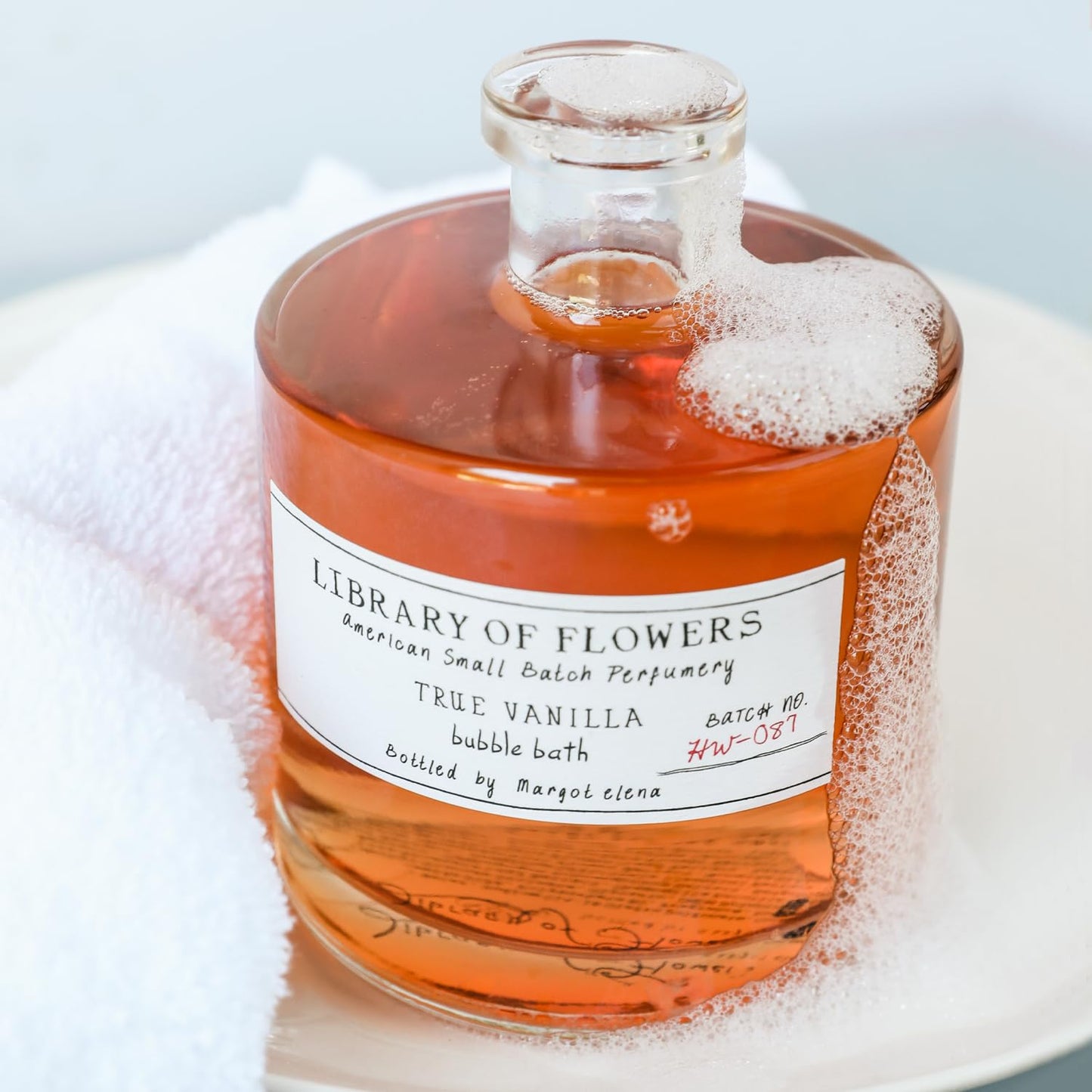 Library of Flowers True Vanilla Bubble Bath, Bergamot, Dark Vanilla & Amber Storied Fragrance, 17 fl. oz. Luxury Hydrating Bubbling Soap, Richly Scented Bath and Body Product