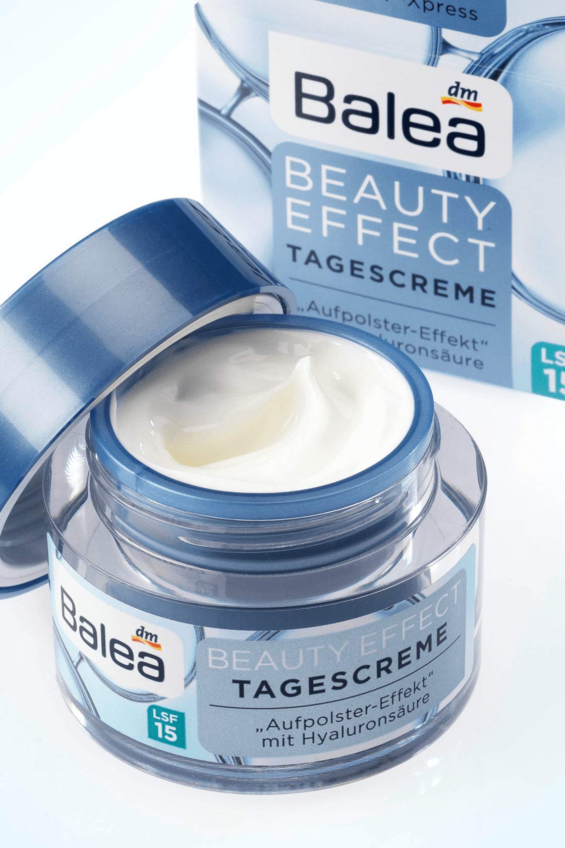 Beauty Effect Day Cream Effect with Hyaluronic acid SPF 15 Firming structure Intense tightening effect