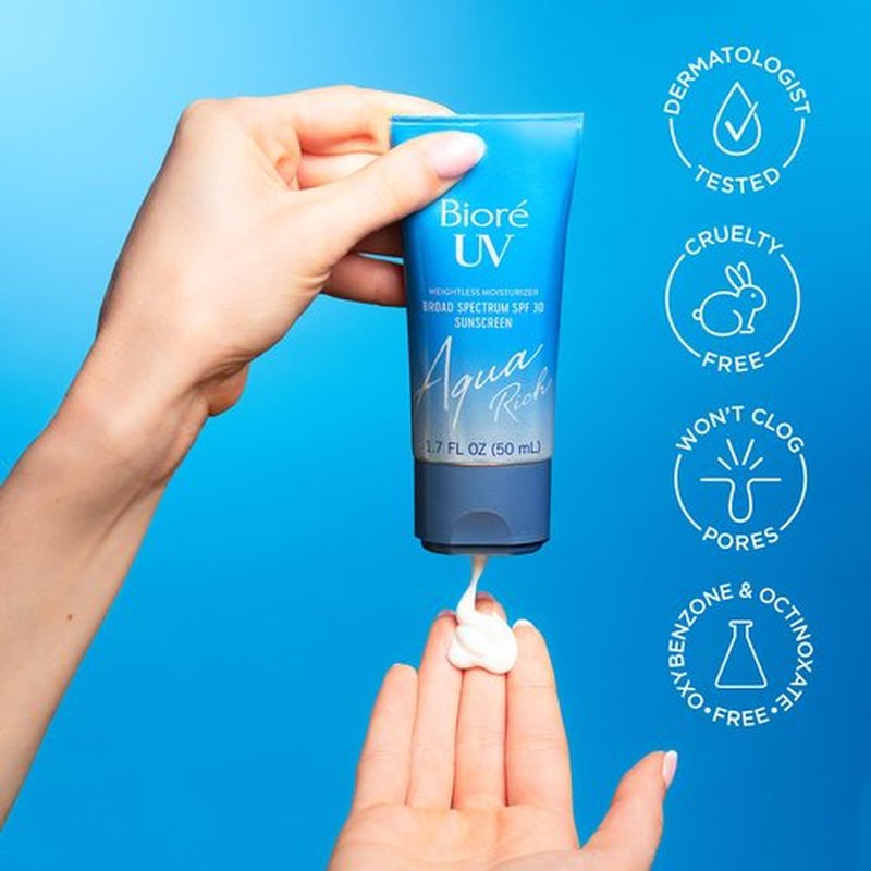 Biore UV Aqua Rich SPF 50 PA++++ Daily Moisturizer Sunscreen for Face, For Sensitive Skin, Oil Free, Hyaluronic Acid, Vegan, Oxybenzone & Octinoxate Free, Dermatologist Tested, Allure Winner, 1.7 Oz