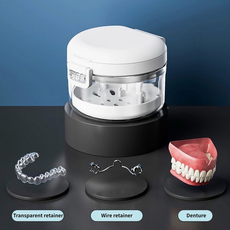Denture Bath Cup with Strainer Brush, 2 in 1 Leak Proof Portable Soaking Denture Case Retainer Case Mouth Guard for Dentures and Braces（White）