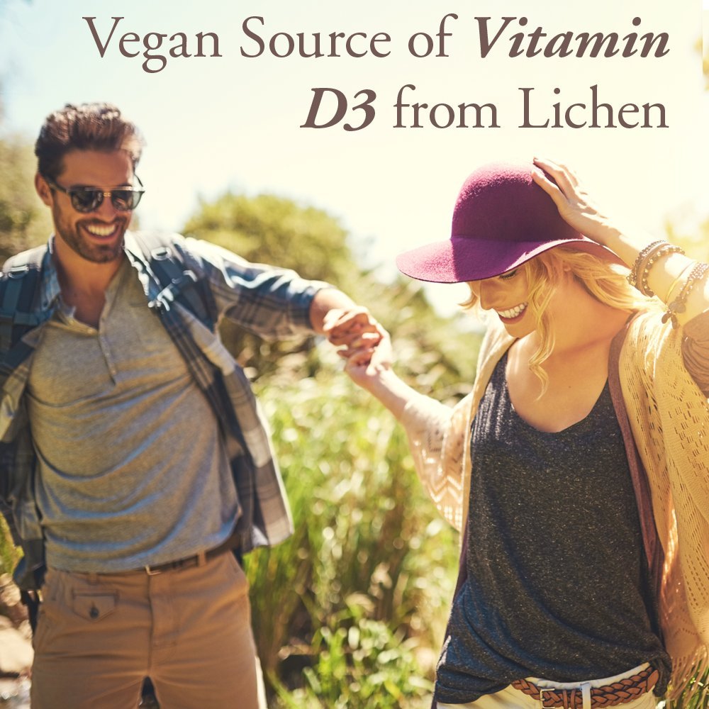Garden of Life Organics Vegan Vitamin D3 Spray with Plant Omegas – Liquid Vitamin D3 for Immune Support & Bone Health, 1000 IU, USDA Organic, Non-GMO, Vanilla Flavor, 2 Fl Oz Bottle, 125 Servings