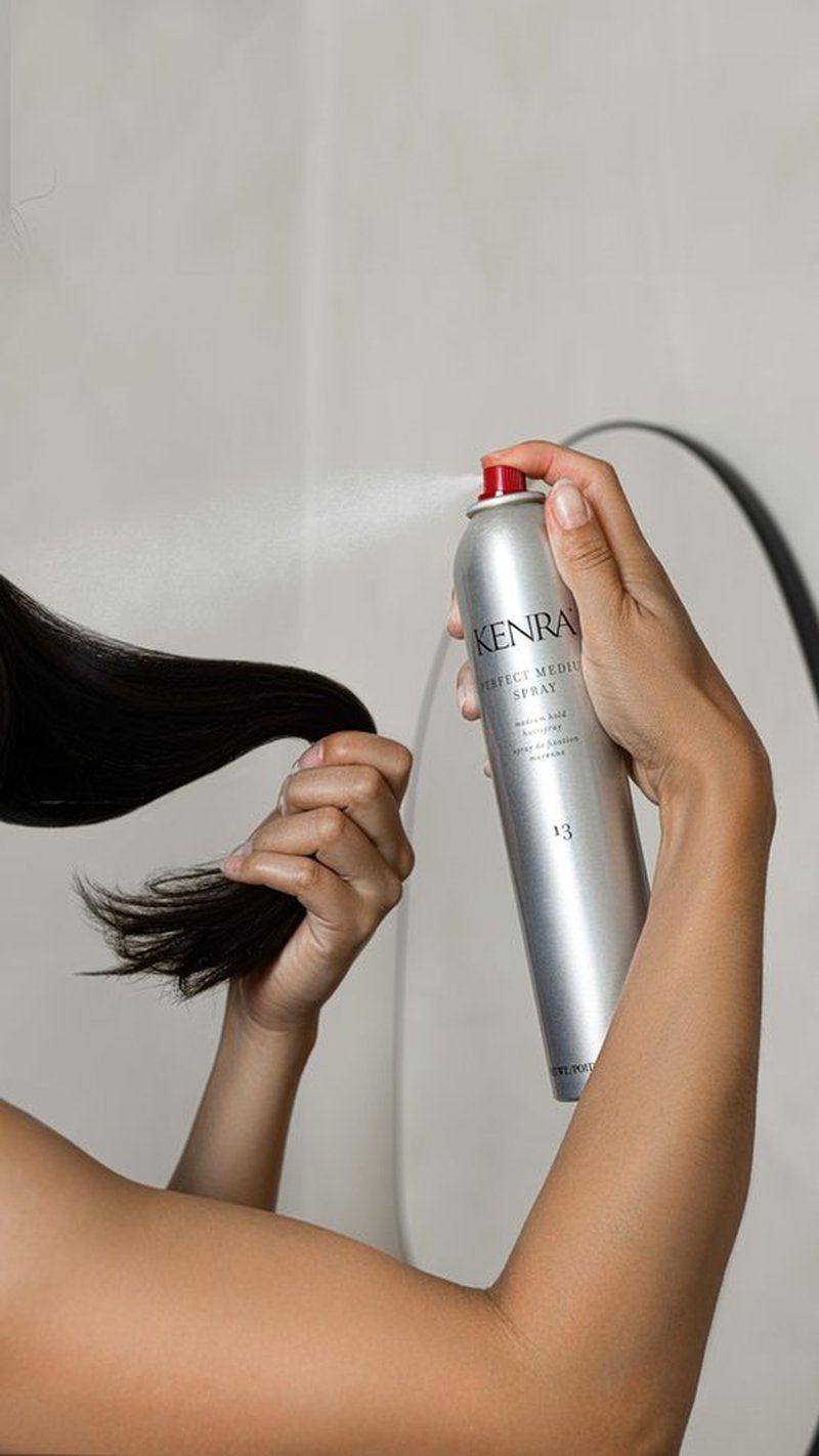 Kenra Perfect Medium Spray 13 50% | Provides Styling Control Without Stiffness | Medium Hold | Fast-Drying Formulation | High Shine Finish | All Hair Types | Travel 1.5 oz