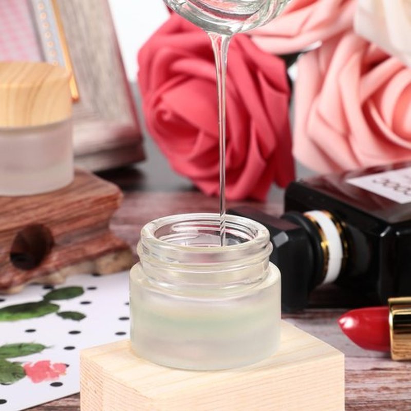 Geiserailie Glass Cosmetic Containers Empty Sample Jars with Leak Proof Lids Makeup Sample Containers for Lotion Cream Cosmetic(100 Pieces,5 Gram)