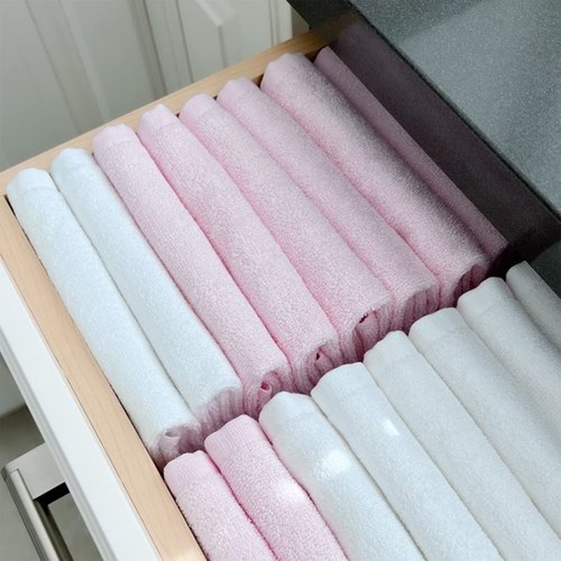 SUMMERMIA Washcloths 12 Pack 13" x 13" - Soft Wash Cloths for Your Face Towel, Wash Cloths for Your Body (White+Pink)