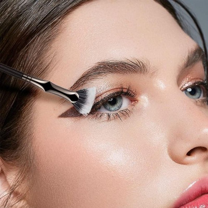 Folding Angle Scalloped Lash Brush, 2024 NEW Mascara Fan Brush for Lashes Eyelash Separator Tool, Eyelash Comb for Upper Lower Eye Lash Makeup Tools, Eye Makeup Fan Brush For Women (5 PCS)