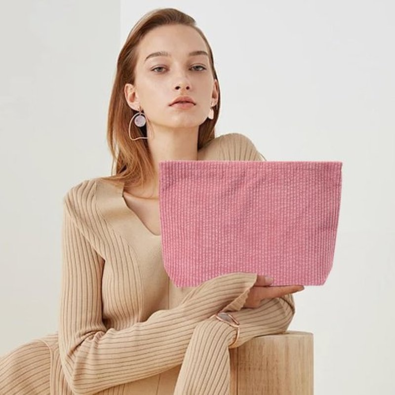Wudimeitt Cosmetic bag Makeup bag Preppy Cute Corduroy Toiletry bag for women travel essentials (Pink)