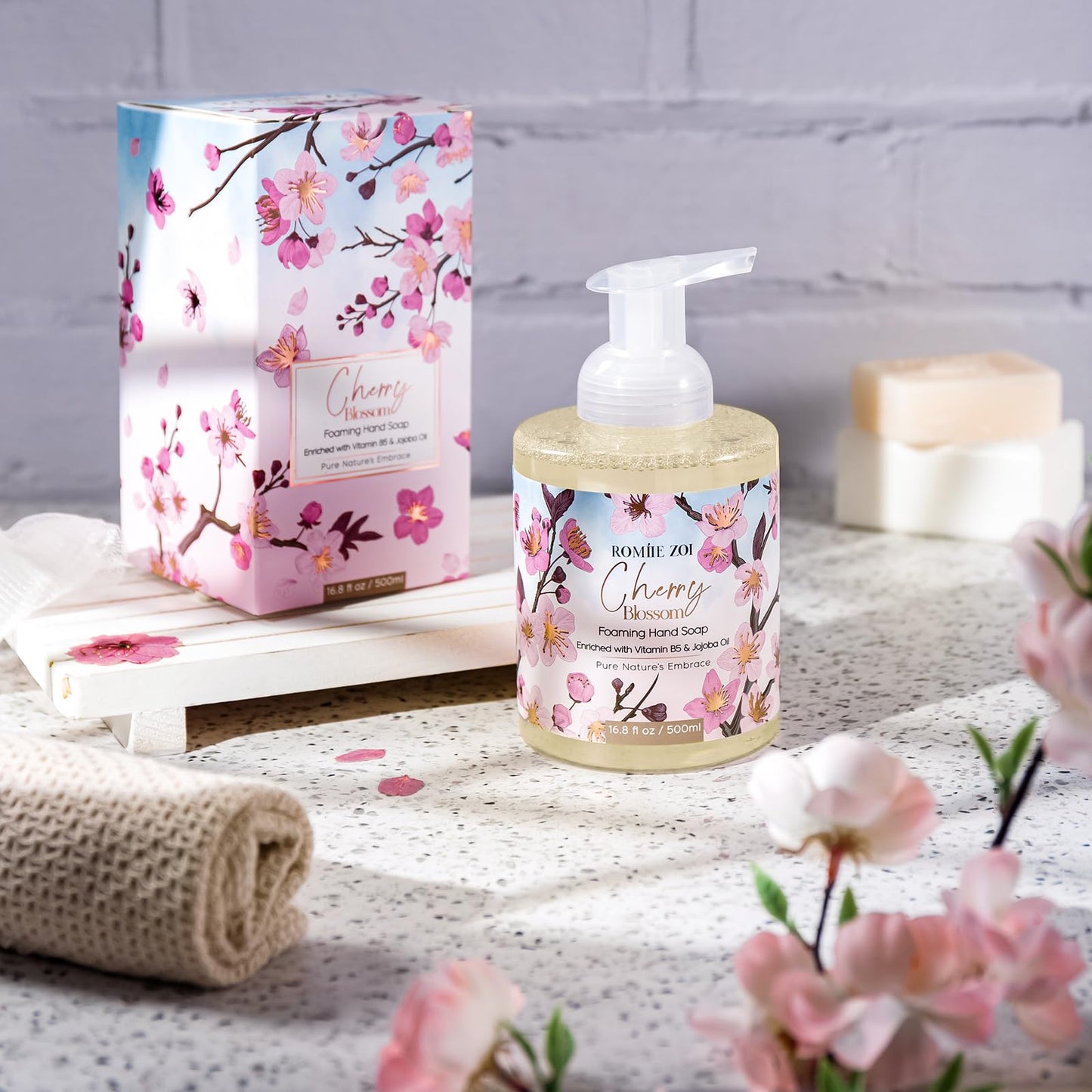 ROMIIE ZOI Foaming Hand Soap with Gift Box - Cherry Blossom - 500 ML/ 16.8 FL. OZ