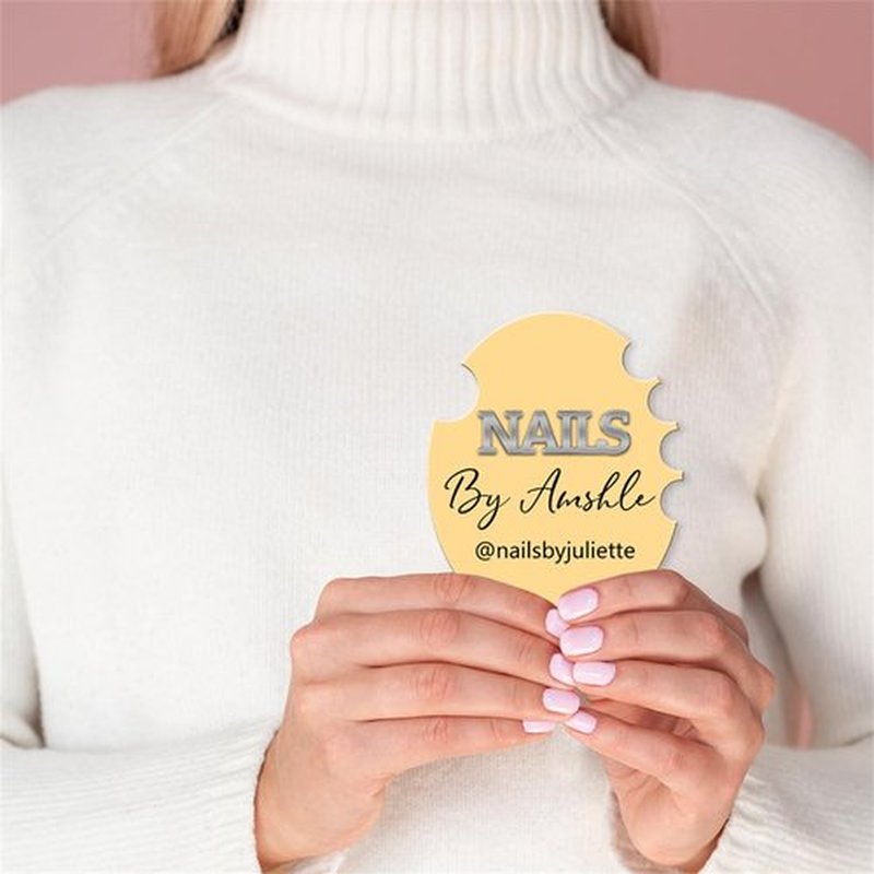 Tammnjo Personalized Name Nailfie Disk Sign Nail Prop Custom Acrylic Nailfie Disc Decor for Nail Techs Social Media Picture Prop Nail Photo Prop Beauty Salon Prop for Nail Techs,A2-Nail