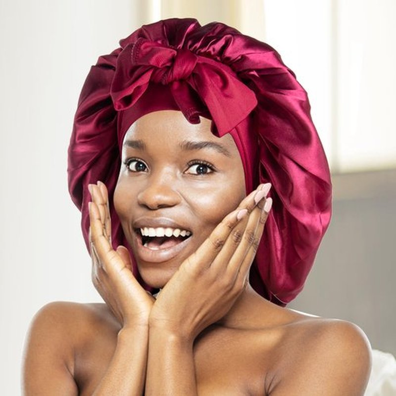 Arqumi Pack of 2 Satin Sleeping Bonnet,Large Satin Sleep Bonnet with Elastic Long Strap,Adjustable Sleep Cap Hair Bonnet for Women & Men,Black+Red