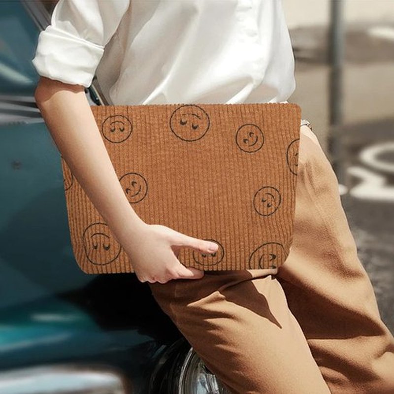 Wudimeitt Cosmetic bag Makeup bag Preppy Cute Corduroy Toiletry bag for women travel essentials (brown)
