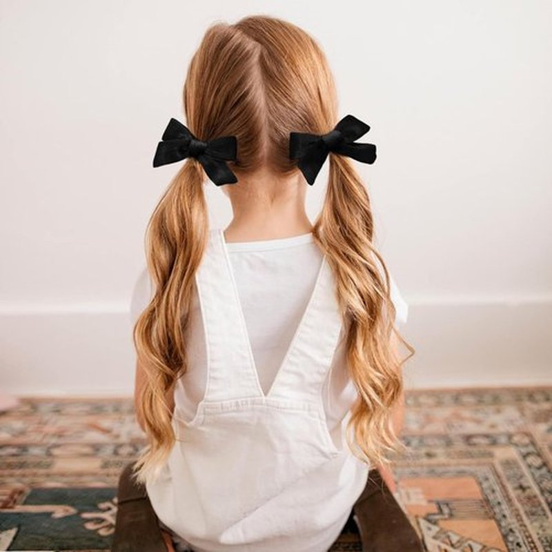 DEEKA Velvet Hair Bows & Knotted Headband & Scrunchy Fable Hair Bow Headband Set Velvet Scrunchies Alligator Clips for Toddler Girls Hair Accessories for Women and Girls (Black)