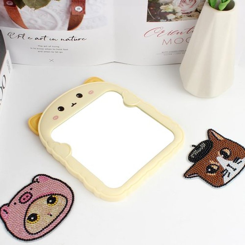 TBWHL Cute Desk Mirror Cartoon Cat Mirror for Desk, Desktop Mirror with Stand for Girls, Kids, Hanging Mirror for Bedroom, Bathroom