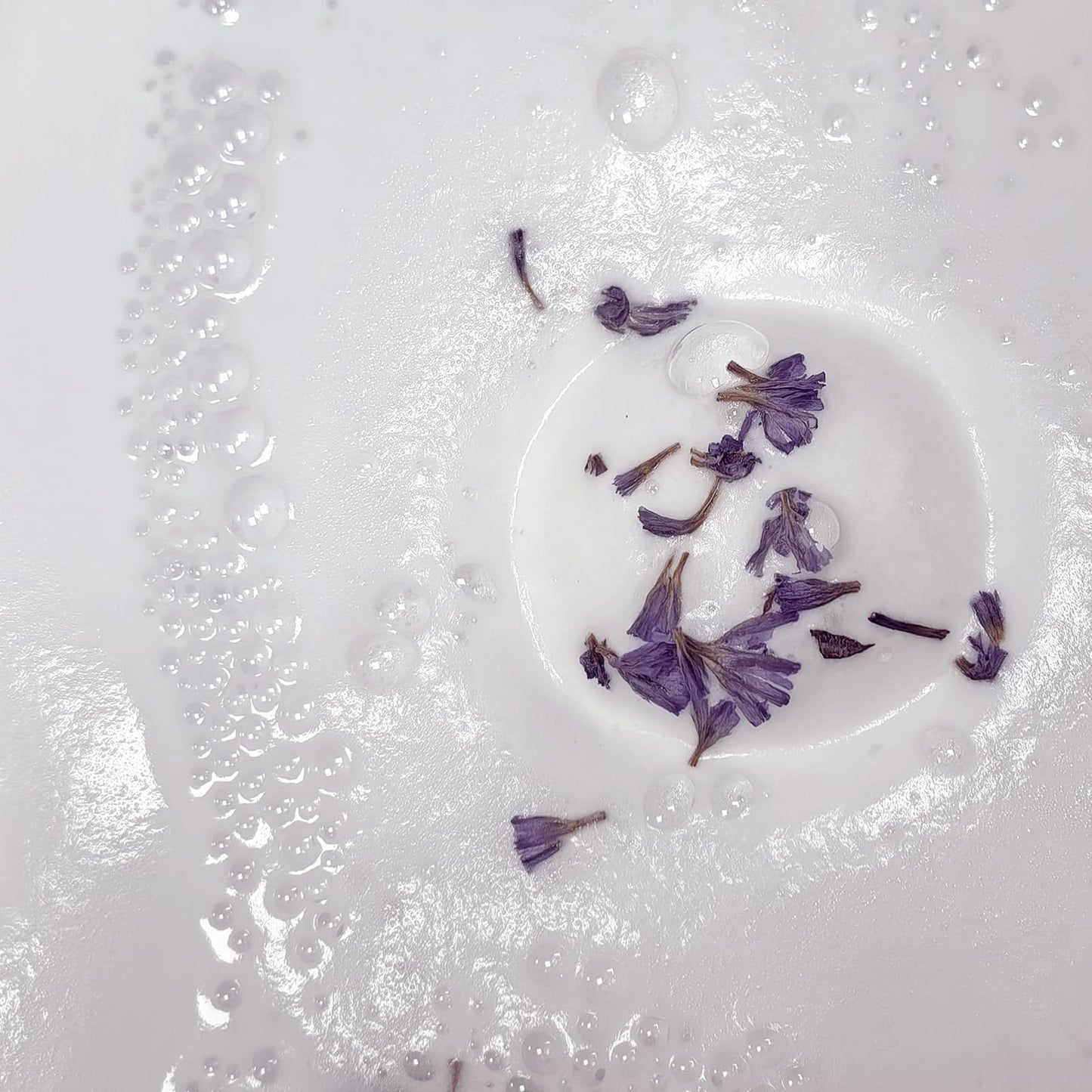 Persidra Aromatherapy Bath Bombs with Dried Flower Petals - 6 Pack Large Bath Bomb Handmade SPA Gift Set for Women, Moisturizing Natural Essential Oil Fizzies for Stress Relief & Relaxation Home SPA