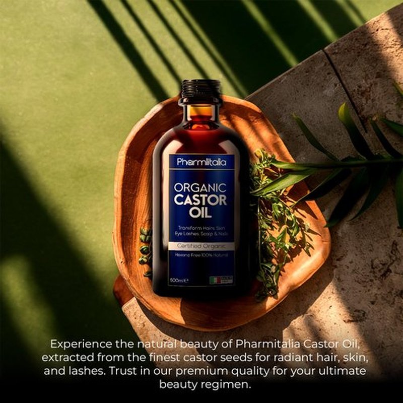 Pharmlitalia Pure Castor Oil Organic Cold Pressed Unrefined Glass Bottle - Hexane free Golden Castor Oil for face, hairs, Eyelashes, Skin care and Nails - 500ml