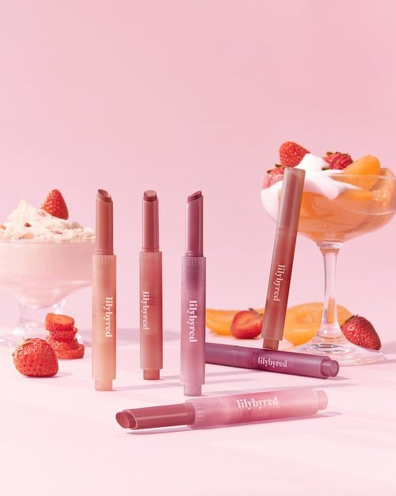 lilybyred Milky Blur Fondue Bar 1.9g - Multi-Use Blurring Balm Stick for Lips & Cheeks (02#Strawberry In Whipped Cream, 1PC)