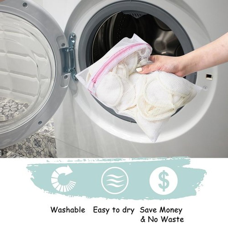 Nugilla 20 Packs Reusable Makeup Remover Pads with a Washable Laundry Bag, Microfiber Towel Clean Skin Face Towels, Soft Makeup Remover Cloth, Fast Drying Washcloth (White)