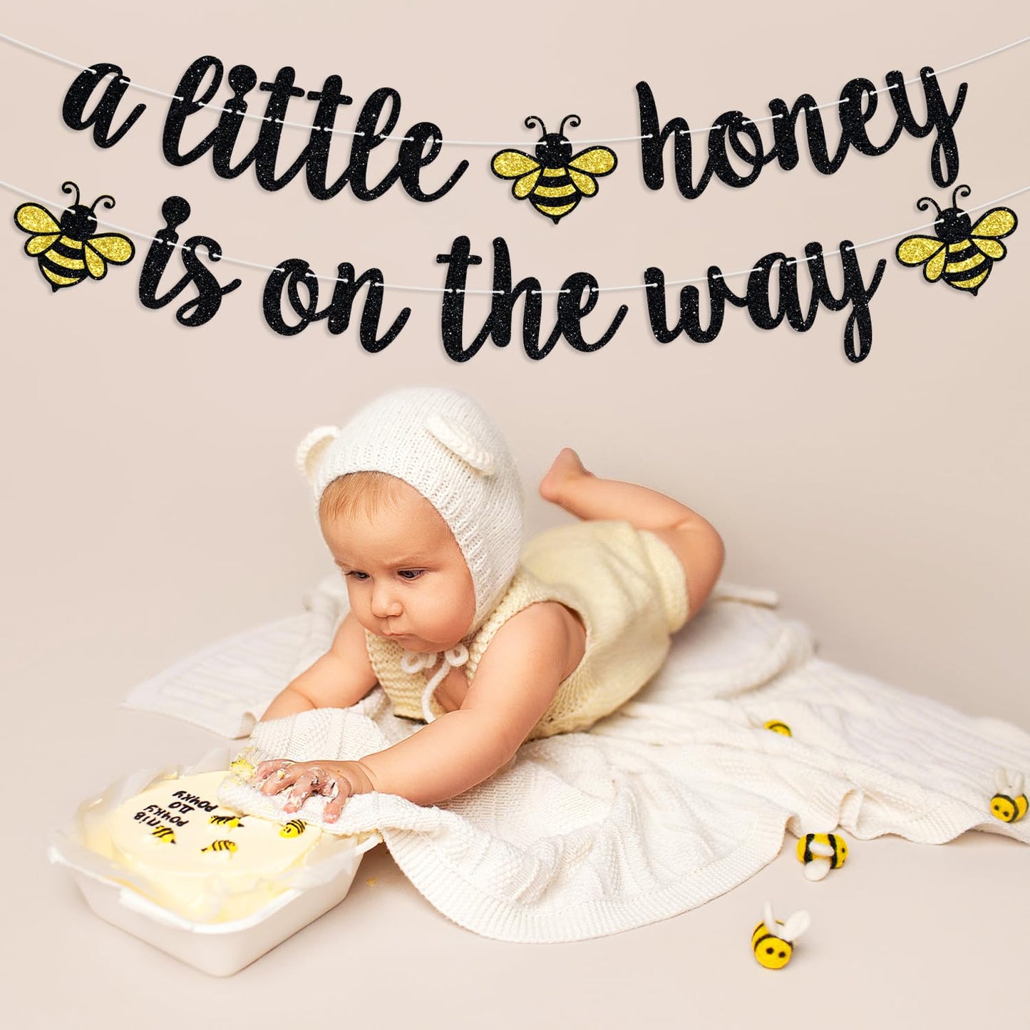 A Little Honey is on the Way Banner, Bumble Bee Baby Shower Hanging Decorations, Welcome Baby, oh Babee, Spring Baby's 1st Birthday Gender Reveal Pregnancy Announcement Decorations Supplies
