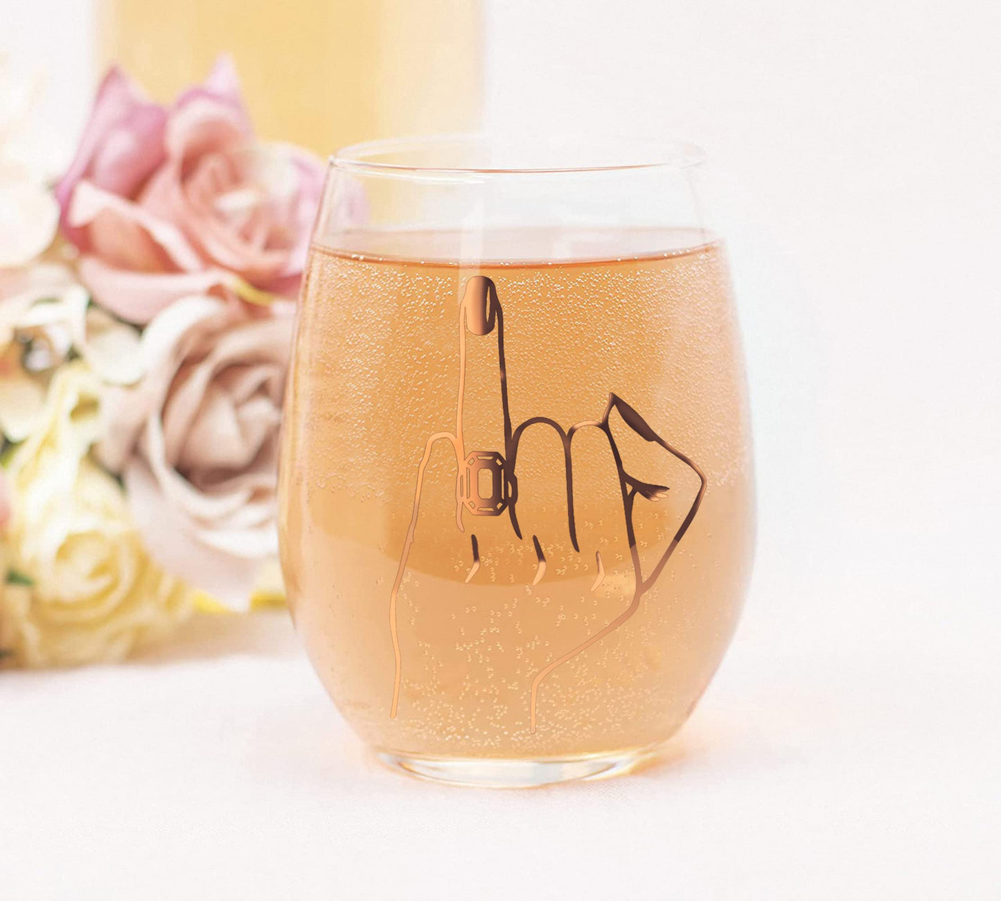 NOVITAR Engagement Gifts For Women- Bride To Be Newly Engaged Gifts, Bridal Shower Gifts, Fiancée Future Mrs Box Set, Wedding Gifts Basket, Engaged Party Gifts Idea