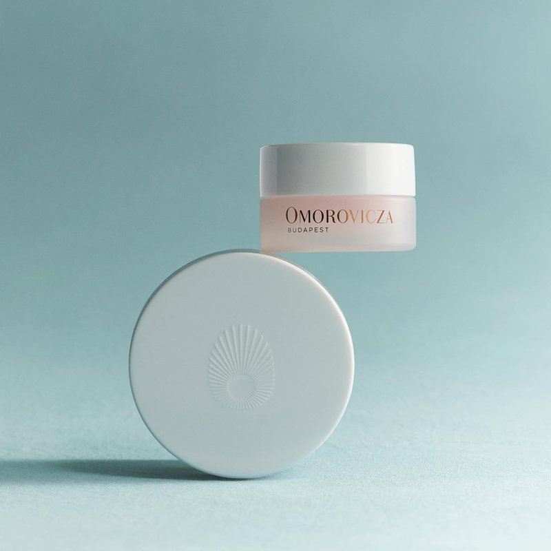 Omorovicza Perfecting Lip Balm - Hydrating & Plumping Treatment | Nourishing Moisturizer with Hyaluronic Spheres, Omega 6 Ceramide & Peptides (0.34 oz)