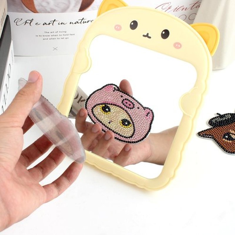 TBWHL Cute Desk Mirror Cartoon Cat Mirror for Desk, Desktop Mirror with Stand for Girls, Kids, Hanging Mirror for Bedroom, Bathroom