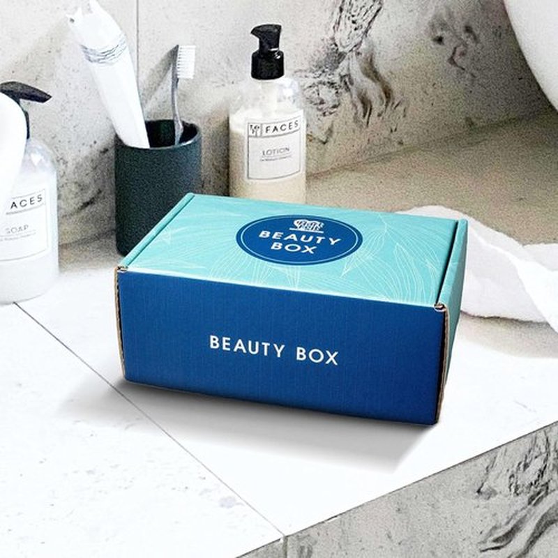 HartFelt 10 Pack Gift Box Facial Exfoliation Beauty Box with Super Soft Exfoliating Face Scrub Pads | Reusable Facial Sponges Set for Daily Cleansing & Dead Skin Removal | Face Scrubbers for Women/Men
