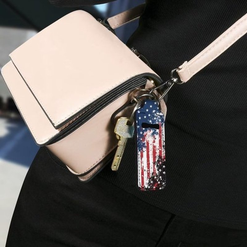 SEANATIVE American Flag 5 PCS Lipstick Holder Keychain Chapstick Case Keychain Lip Balm Portable Sleeve Organizer Holder Cute Mini Keychain Chapstick Holder for Women