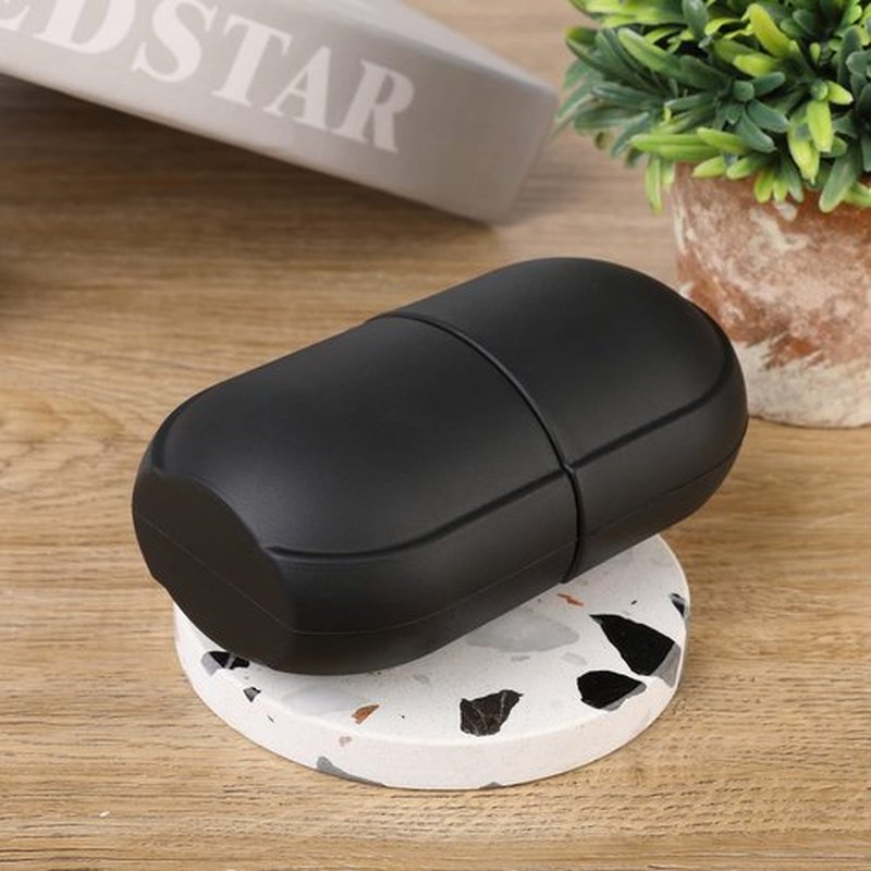 Ice Roller Mold-Ice Roller for Face and Eye，Beauty Cube Brighten Skin &Enhance Natural Glow &Remove Fine Lines，Facial Beauty Ice Roller Skin Care Tools (Oval, black)
