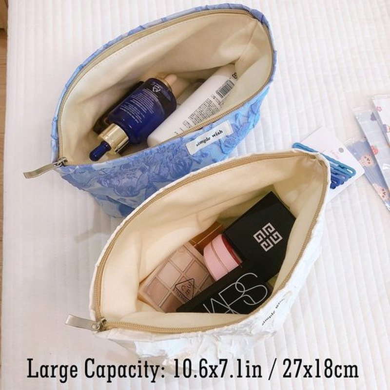 STARDW Flower Cosmetic Bags Makeup Bags for Women and Girls,Travel Makeup Bag Large Capacity Canvas Makeup Bag,Makeup Organizer Bag Zipper Pouch (Embossed white)