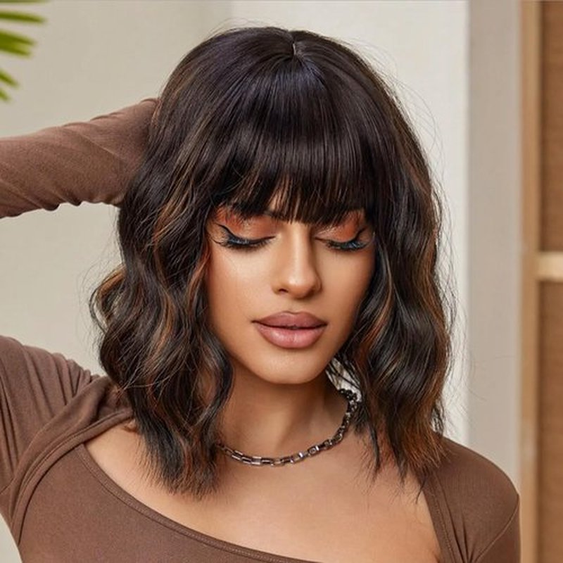 LINGHANG Black Wig with Highlights,Short Wavy Black Wigs with Bangs Shoulder Length Bob Curly Wavy Black Wigs for Women Synthetic Cosplay Wig for Date Daily Use