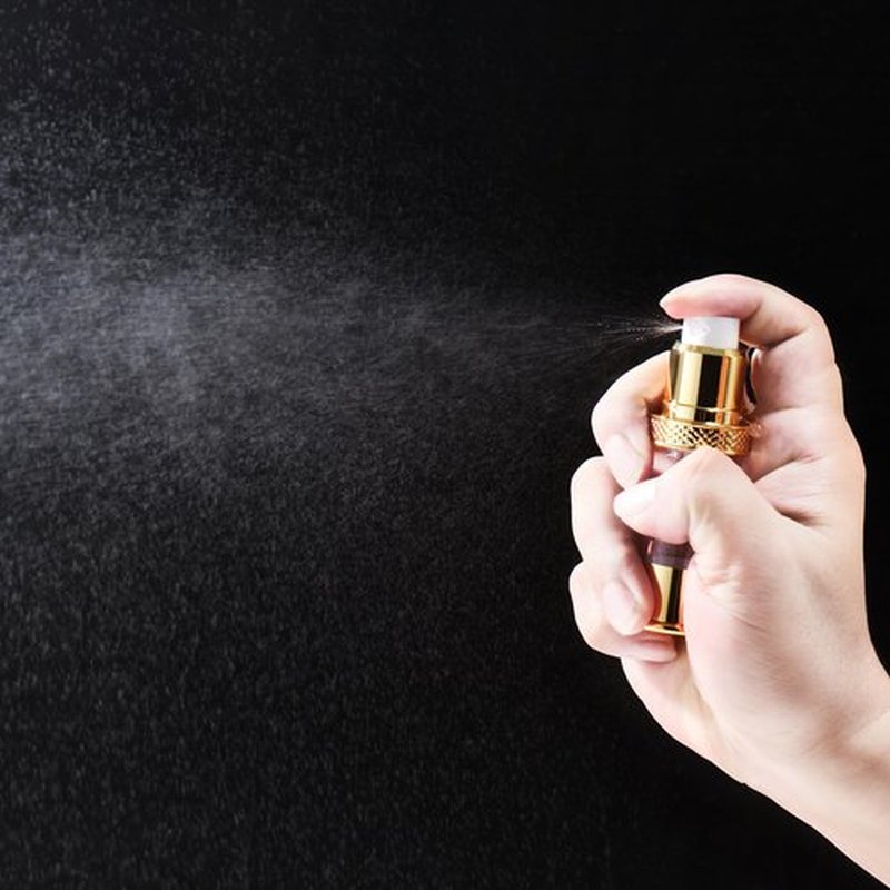 5ml, 10ml, 15g, Golden airless Pump Bottle for Travel, with Travel Bag Set, Empty refillable Cosmetic Pump Bottle, Vacuum Pump Bottle for Toner, Hair Oil, Lotion and Other Liquids (12 Packs)