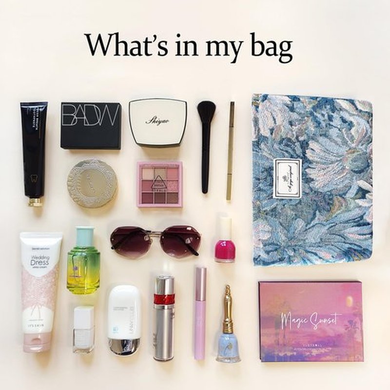STARDW Floral Cosmetic Bags Makeup Bags for Women,Travel Makeup Bag Large Aesthetic Makeup Bag,Makeup Organizer Bag Zipper Pouch(Oil Painting Style)