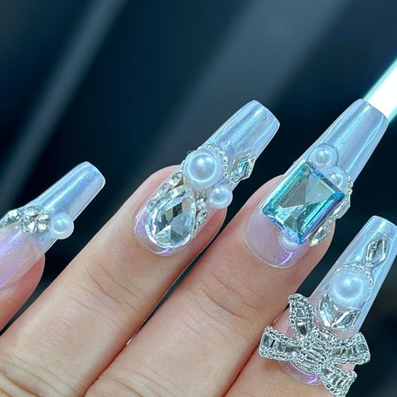 Ricefod Press on False Nails Handmade Shining Silver Fake Nails with Luxury Diamonds 10 Pcs Reusable Nails Press on Nails Coffin Suitable for Wedding, Size:Small