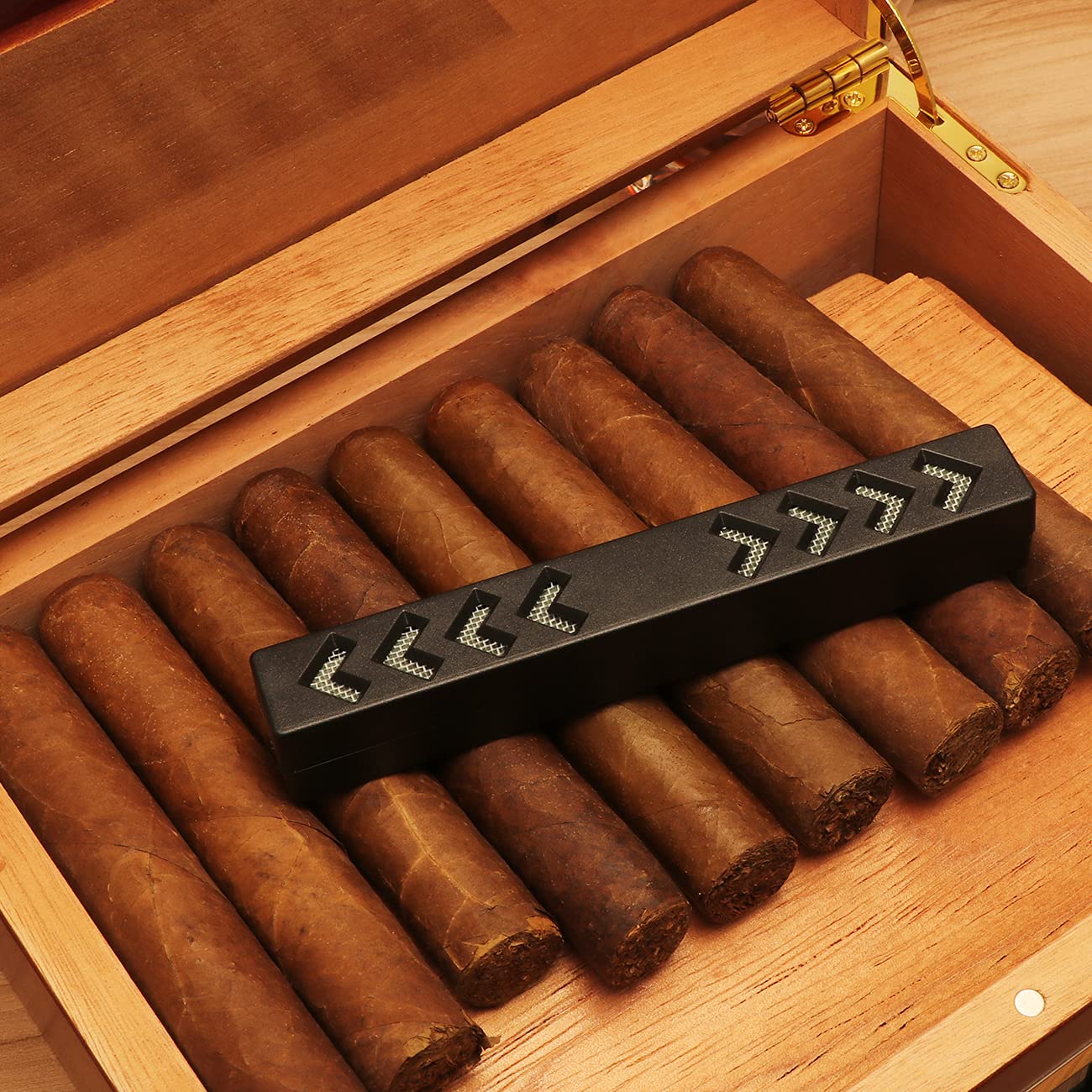 TISFA Cigar Humidifier, Cigar Humidor Humidifiers, Black Humidor Humidifier
