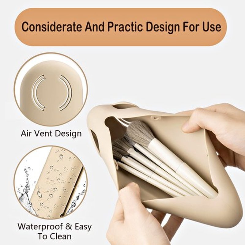 Travel Essentials Makeup Brush Holder, Portable Make Up Brush Organizer Travel Case, Silicone Makeup Brush Bag Small Pouch, Waterproof and Easy to Clean Cosmetic Brush Covers