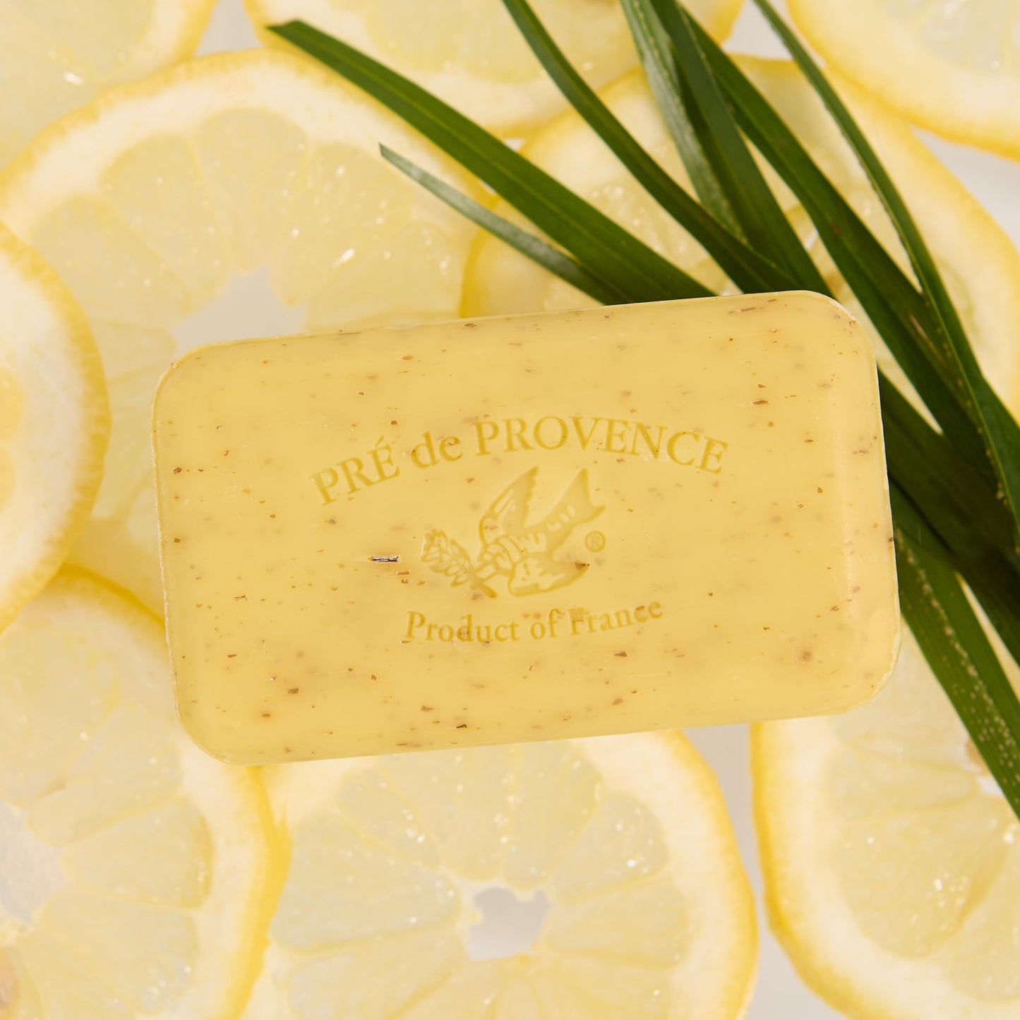 Pre de Provence Artisanal Soap Bar, Natural French Skincare, Enriched with Organic Shea Butter, Quad Milled for Rich, Smooth & Moisturizing Lather, Lemongrass, 5.3 Ounce
