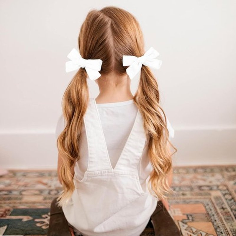 DEEKA 4 PCS White Velvet Hair Bows 3 Styles 5" & 4" Handmade Hair Bow set for Toddler Girls Alligator Hair Clips Knot Bows Hair Accessories for Little School Girls (White)