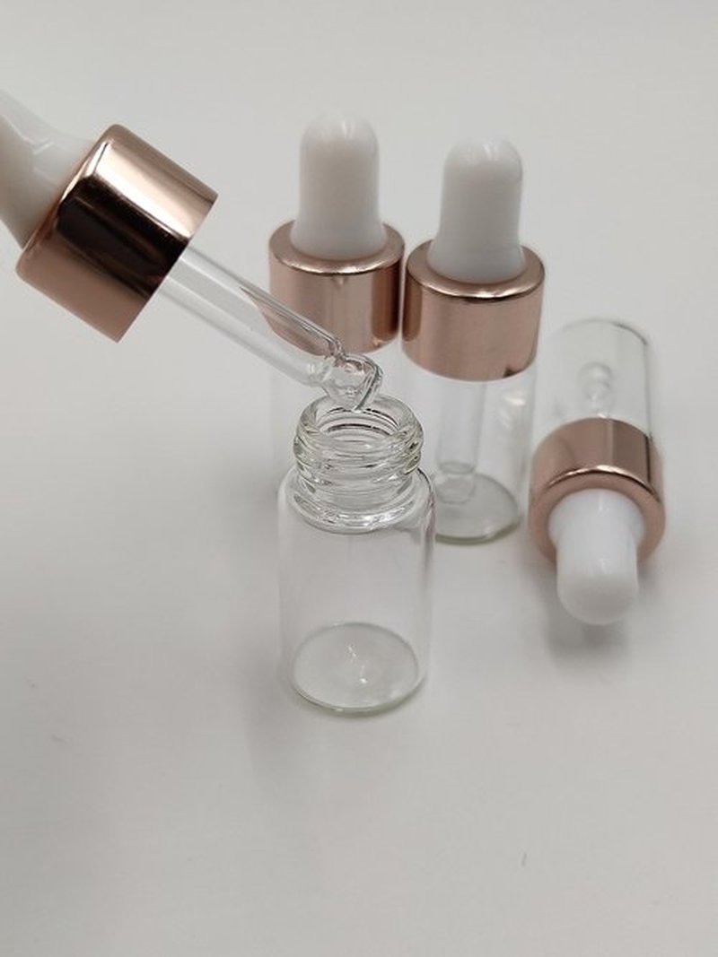 YYNGJCK 15Packs Sample Glass Dropper Bottles for Essential Oils, Mini Glass Vials Perfume Aromatherapy Cosmetic Liquid Containers With Glass Eye Dropper (3ml)
