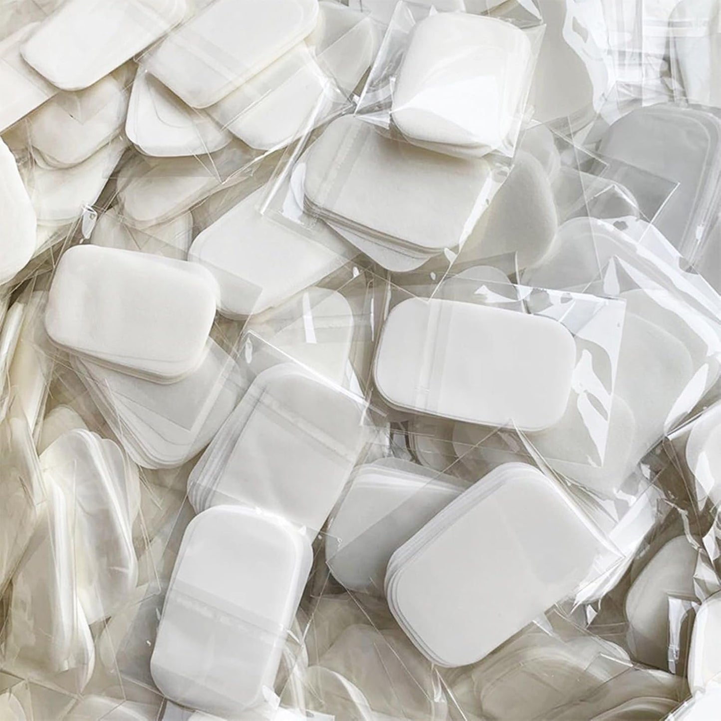 Labriciyon 500 Pieces White Portable Disposable Paper Soap Sheets for Travel and Outdoor Use