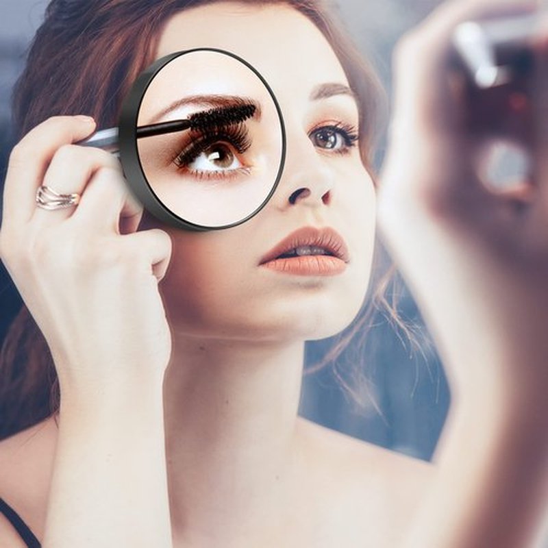 MIYADIVA 25X Small Magnifying Mirror Suction Cup, 25X Magnifying Mirror and Tweezers, As a Mganifying Makeup Mirror, Small Mirror Set for Blackhead Removal 3.5 Inches