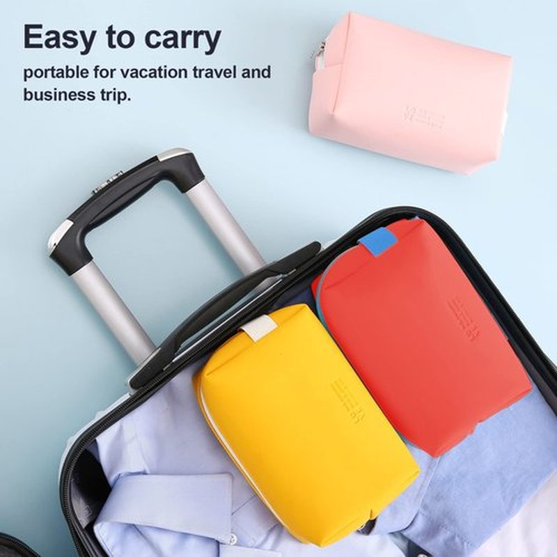 Small Makeup Bag Travel Cosmetic Bag for Women Zipper Pouch Makeup Organizer Bag PU Leather Waterproof Cute Toiletry Bags(red)