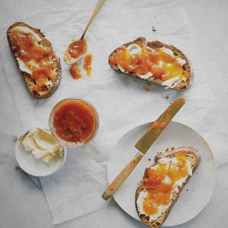 Sicilian Apricot Jam - Authentic Italian Fruit Preserve in Glass Jar | 12.7 oz (360 g)