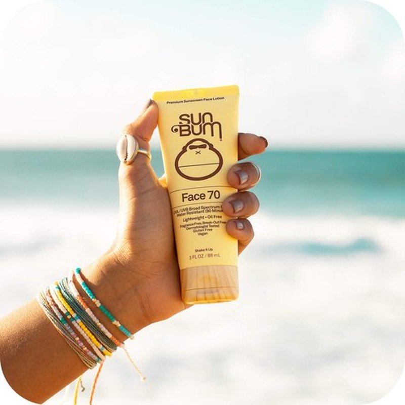 Sun Bum Original SPF 50 and SPF 70 Sunscreen Face Lotion | Vegan and Hawaii 104 Reef Act Compliant (Octinoxate & Oxybenzone Free) Broad Spectrum Fragrance-Free UVA/UVB Sunscreen with Vitamin E|3oz