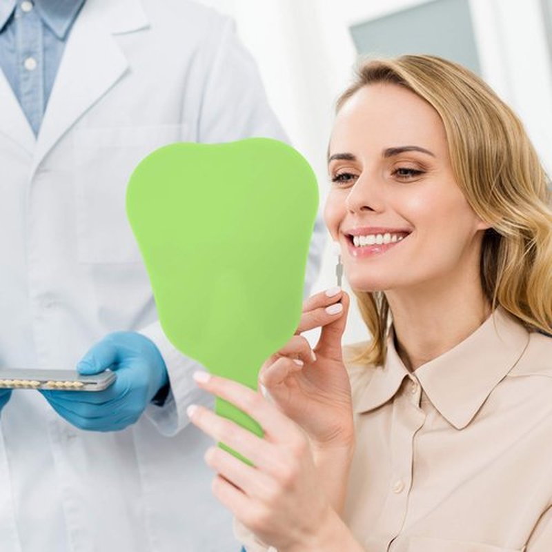 Annhua Hand Mirror Small Face Mirrors, Handheld Mirrors with Handle Tooth Shaped Mirror Tool for Dentist Clinic, Barber, Salon and Hairdreesing - Green