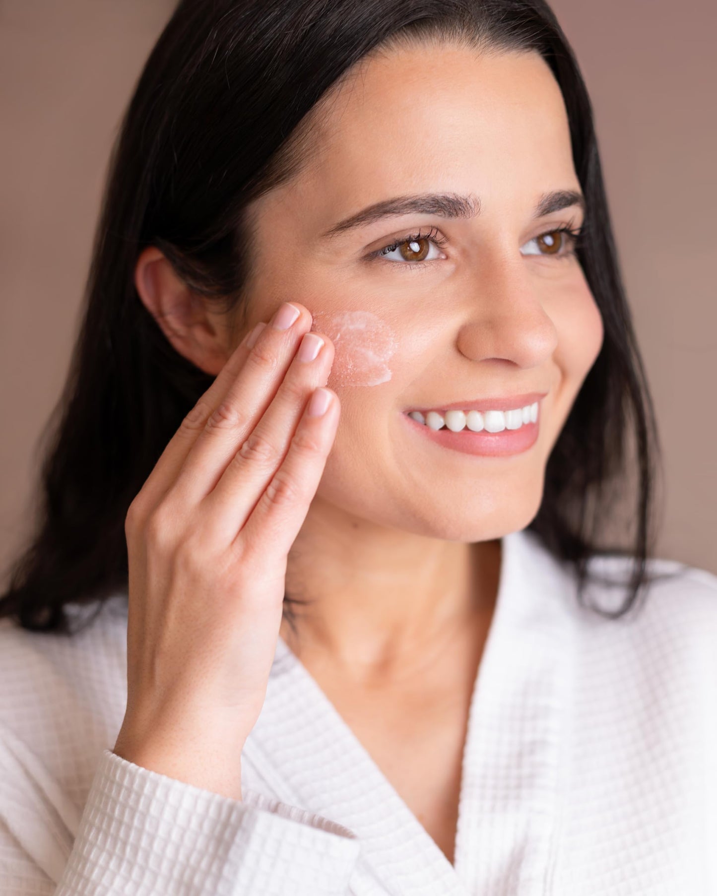 Nulogica Gentle Scrub | Daily Exfoliator | Vegan | Facial Scrub